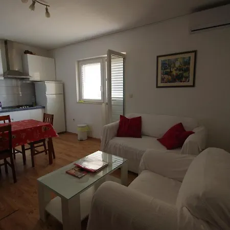Sandra Apartment